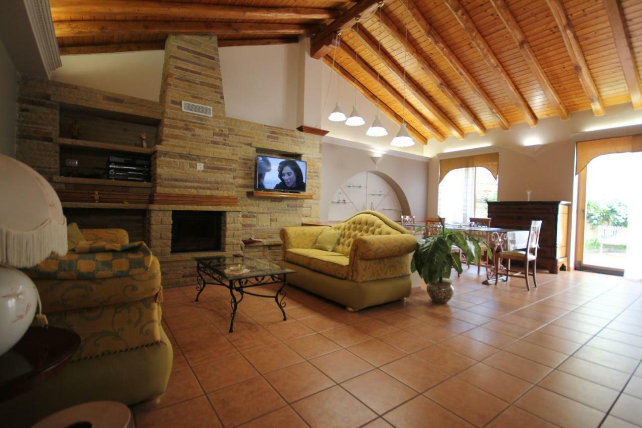 B&B Cortile Aurora Bronte Kültér fotó