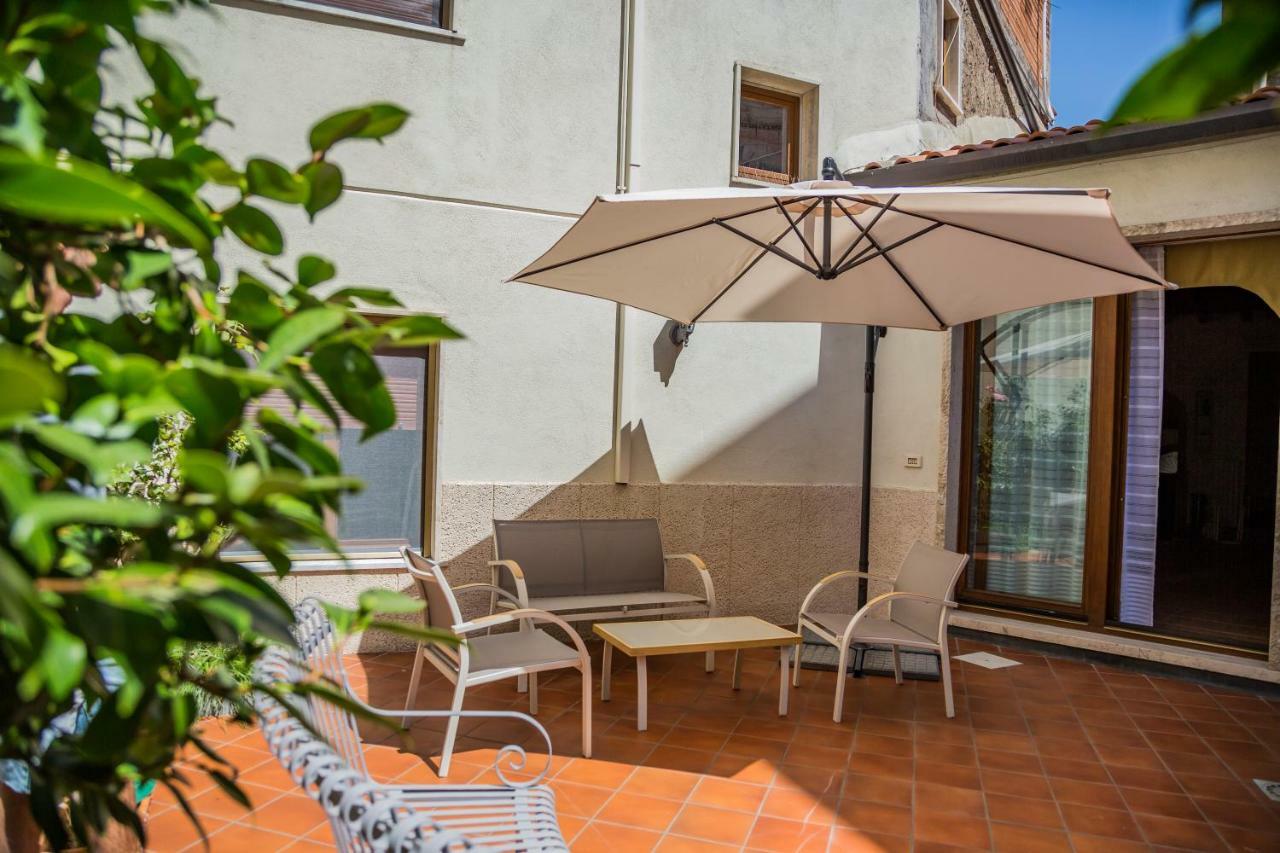 B&B Cortile Aurora Bronte Kültér fotó